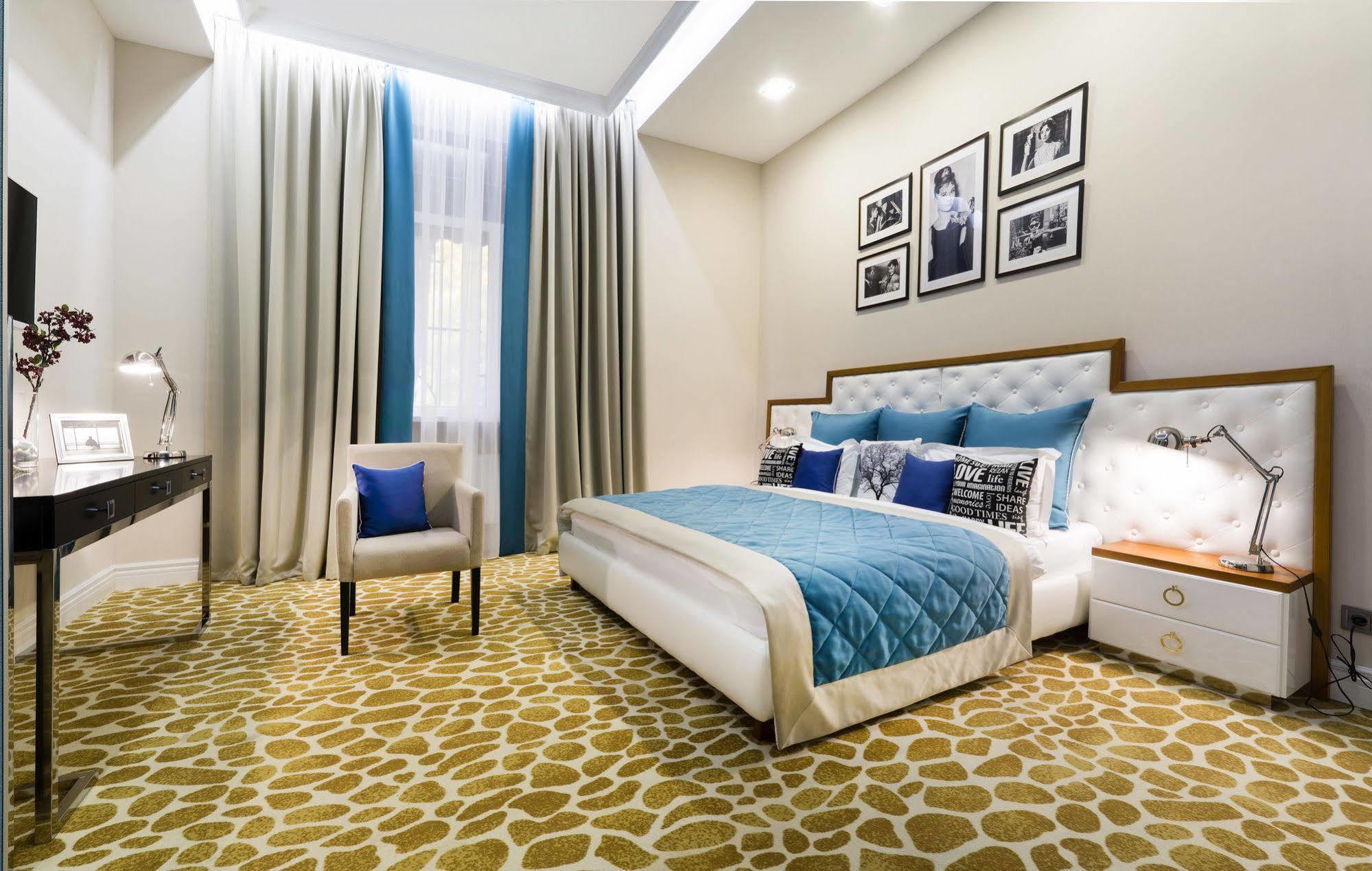Mirax Sapphire Boutique Hotel Harkiv Exterior foto